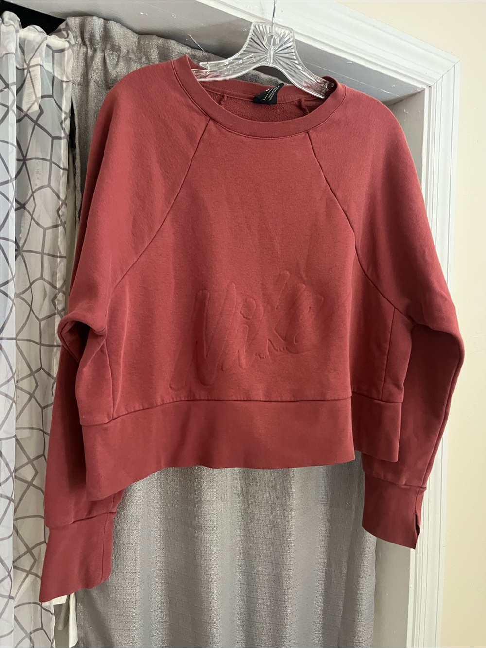 Nike Cropped Dusty Rose Logo Sweatshirt L
